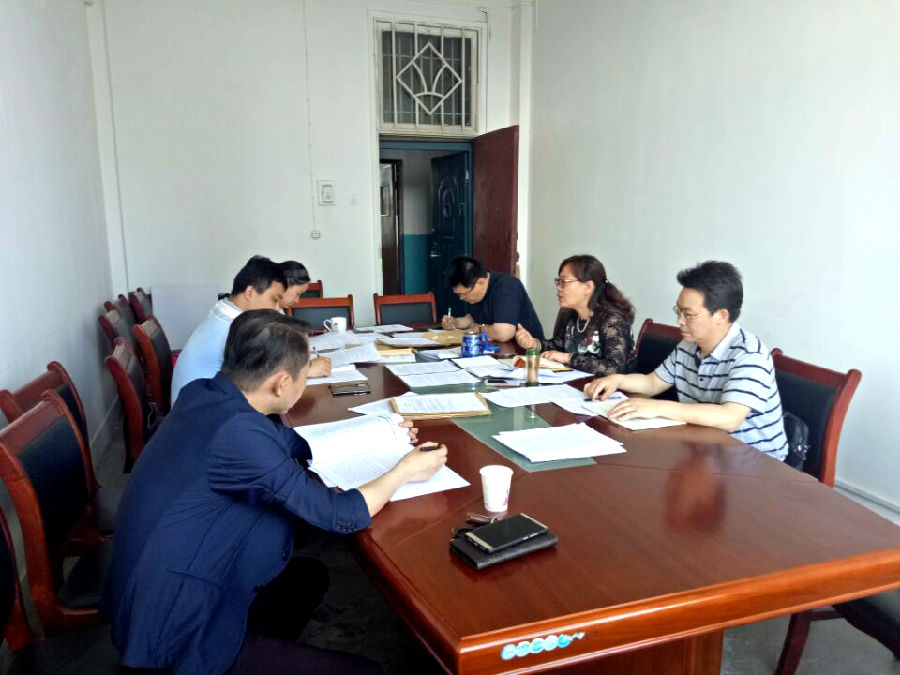 酷爱成人网
党委开两学一做部署会.jpg